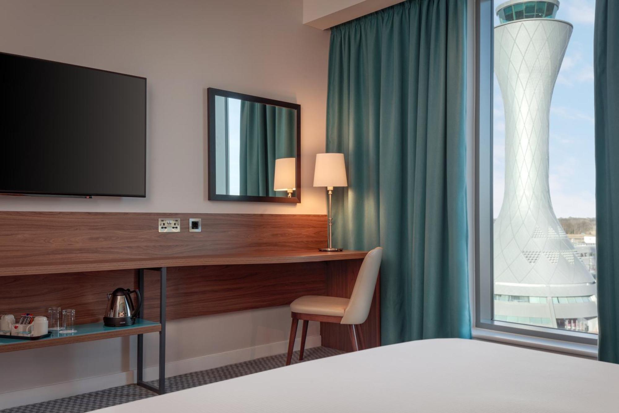 Hampton By Hilton Edinburgh Airport Hotel Ingliston Exterior photo